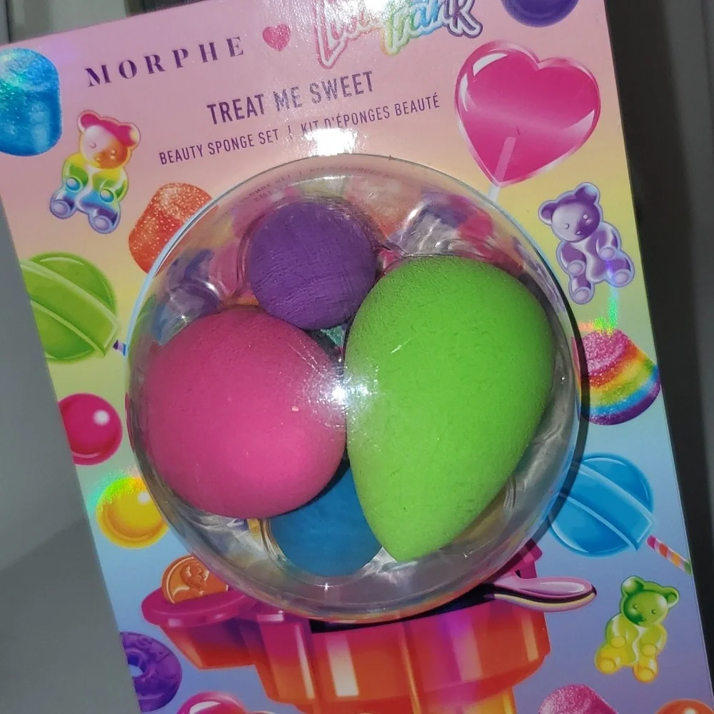 Morphe x Lisa Frank Treat Me Sweet 5 pc Beauty sponge set